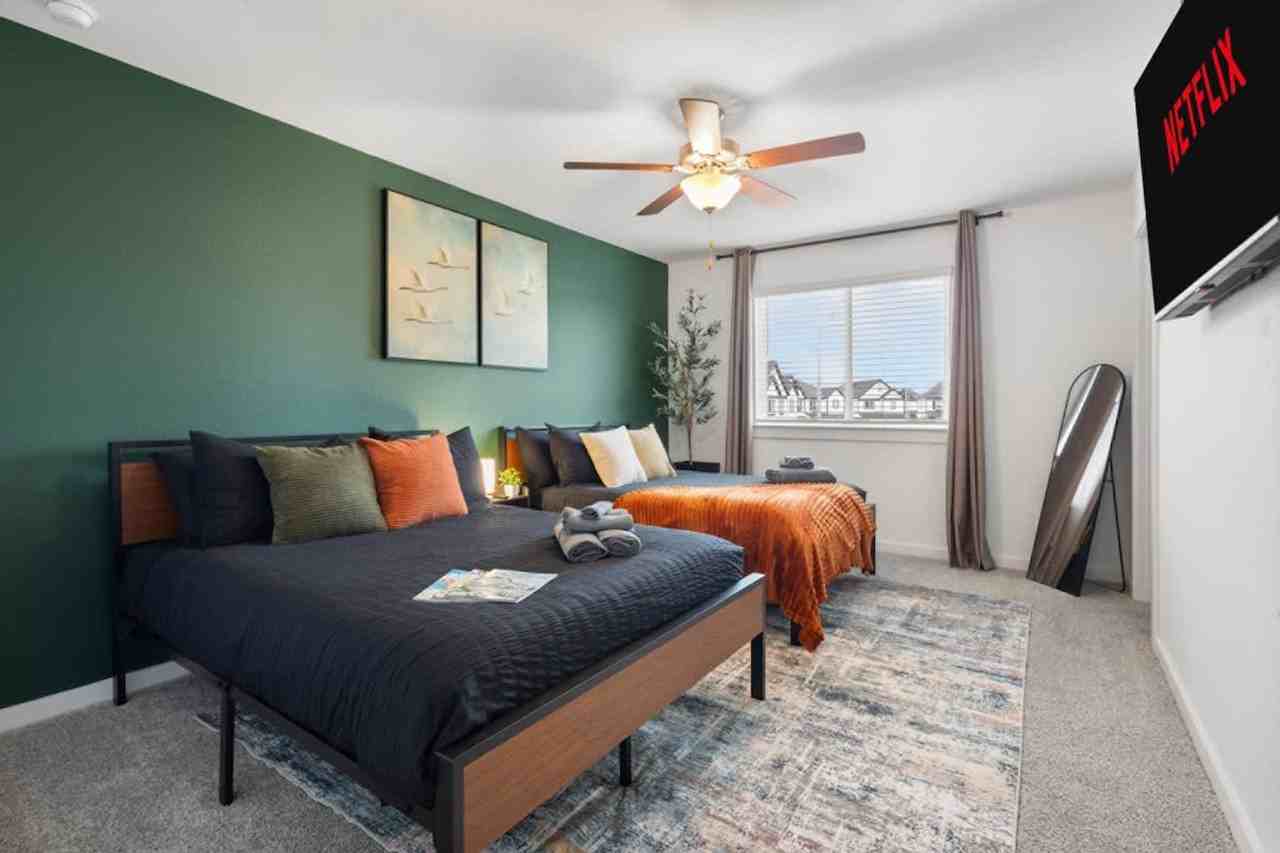 3002 Crown Gate Dr #1568481P - Photo 2 of 22