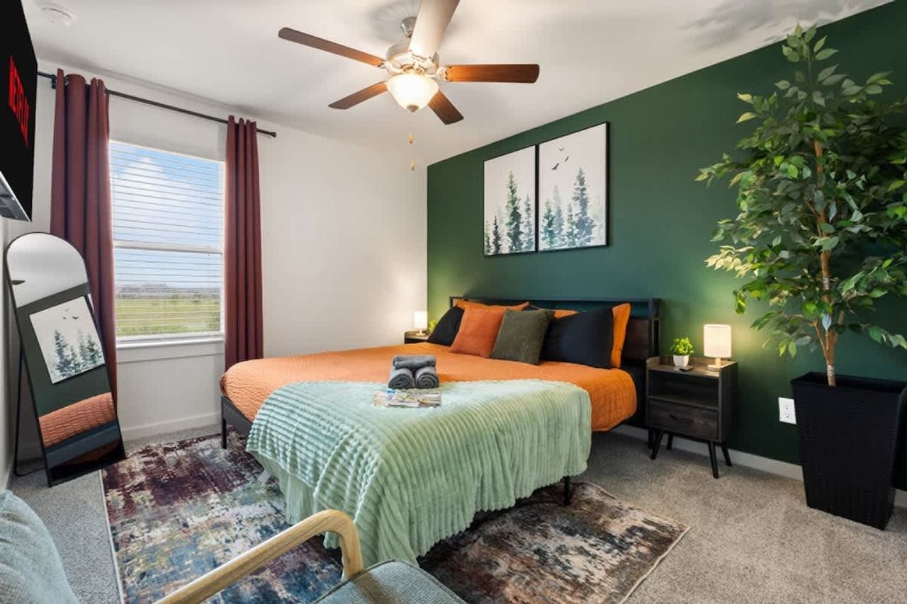 3002 Crown Gate Dr #1568481P - Photo 4 of 22