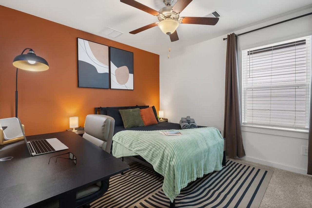 3002 Crown Gate Dr #1568481P - Photo 7 of 22