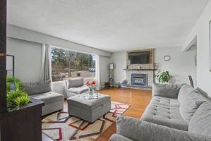 featured image of 1048 Babine Cres