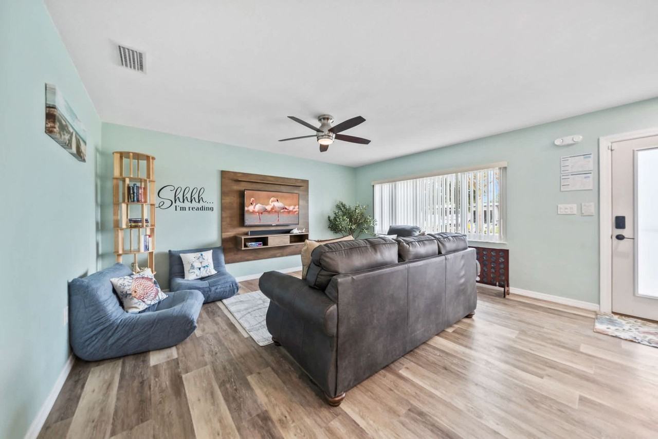 456 Barrello Ln #1569591P - Photo 3 of 50