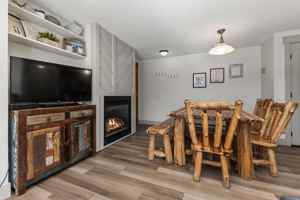 featured image of 1867 River Queen Ln