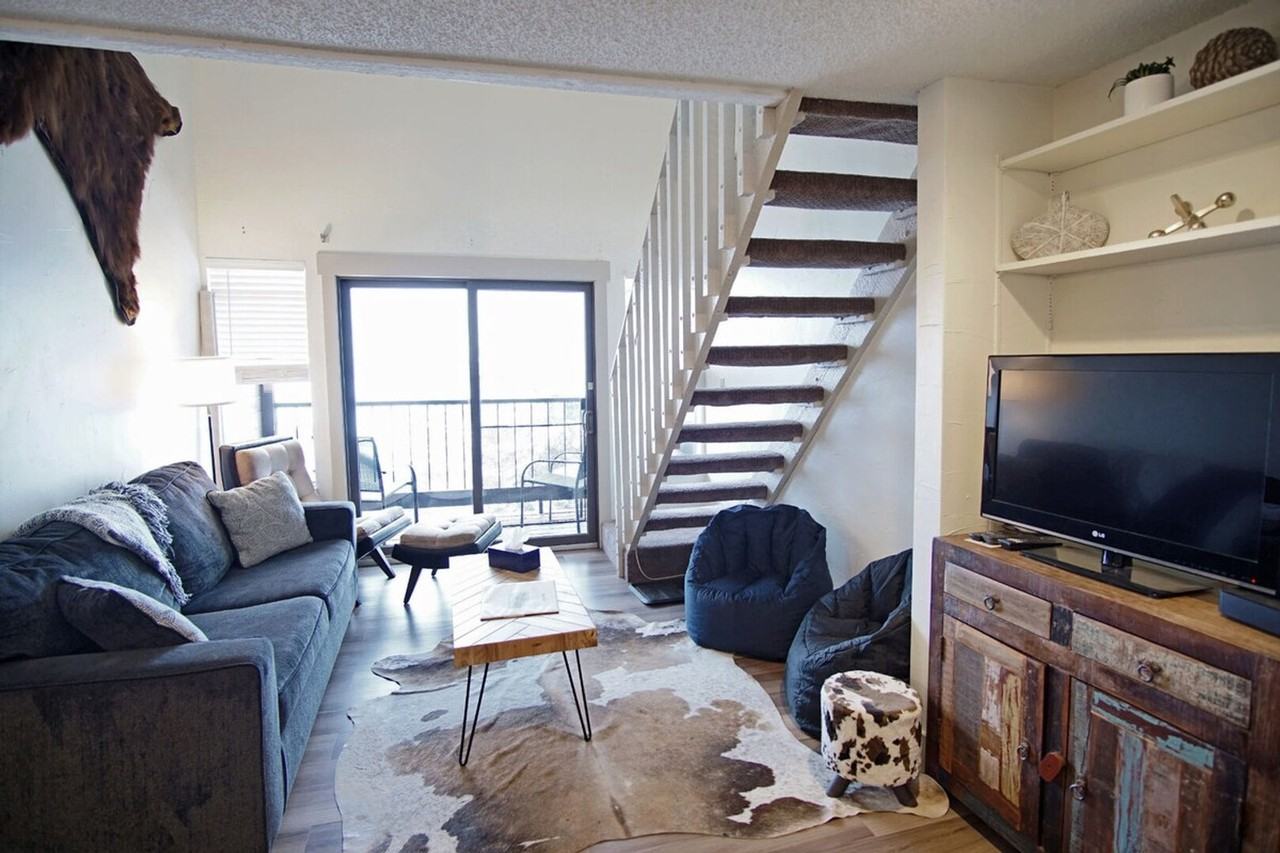 1867 River Queen Ln #1564323P - Photo 3 of 50