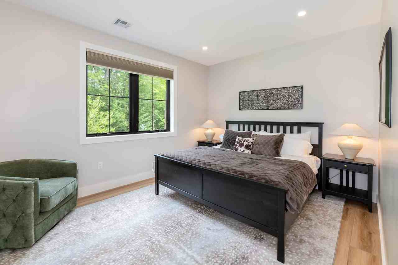 11 Friendship Court #1571353P - Photo 7 of 50