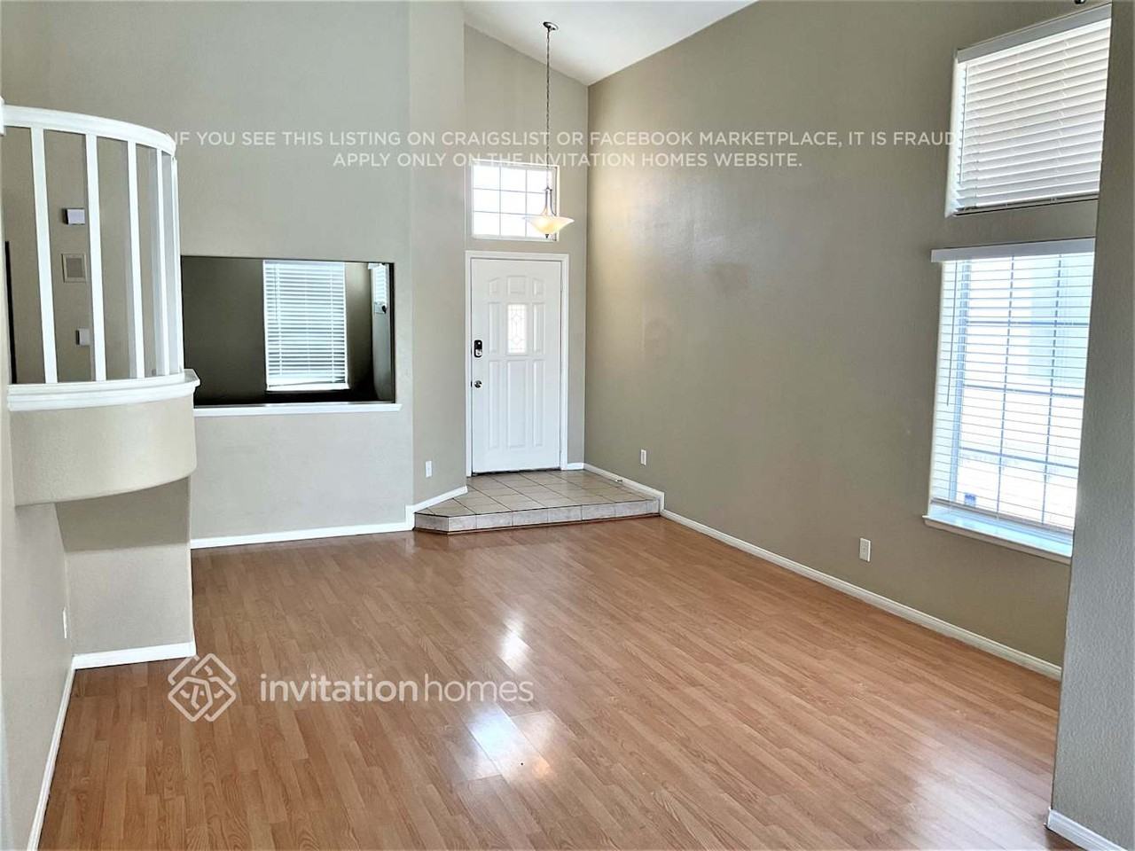 7900 Turtle Cove Ave - Photo 2 of 18