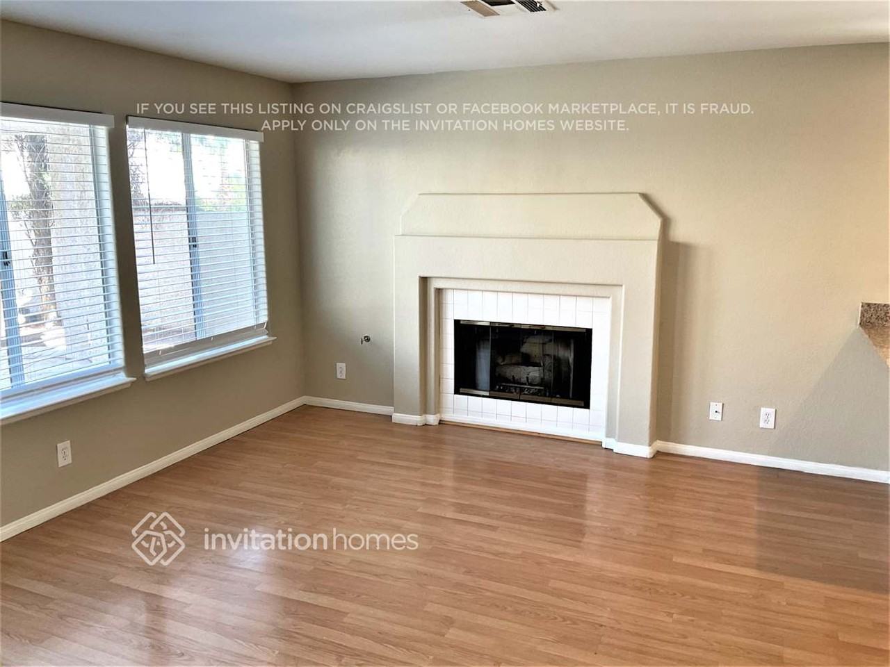 7900 Turtle Cove Ave - Photo 5 of 18