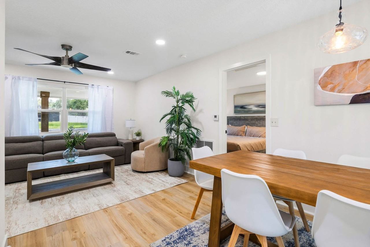 34807 Evergreen Way #1571614P - Photo 5 of 38