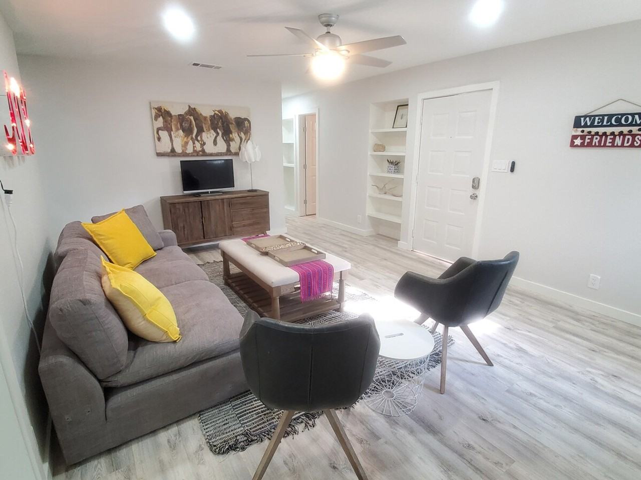 2501 Parker Ln #1565954P - Photo 2 of 34