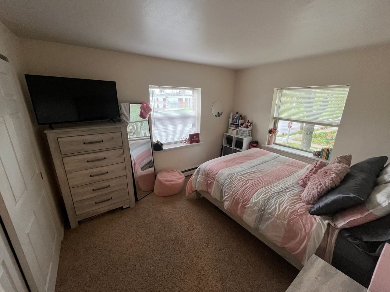 2030 N. Oakland Ave. - Photo 5 of 25