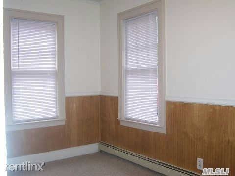 33 Lubber St - Photo 3 of 9