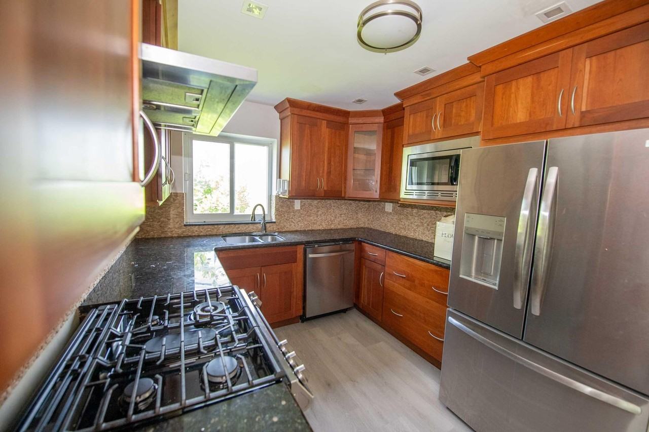 1532 Fletcher Street - Photo 7 of 18