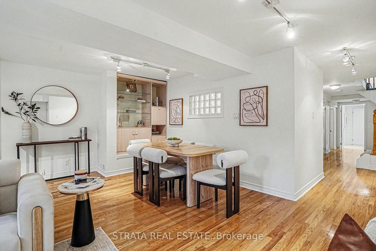 423 Manor Road East - Photo 9