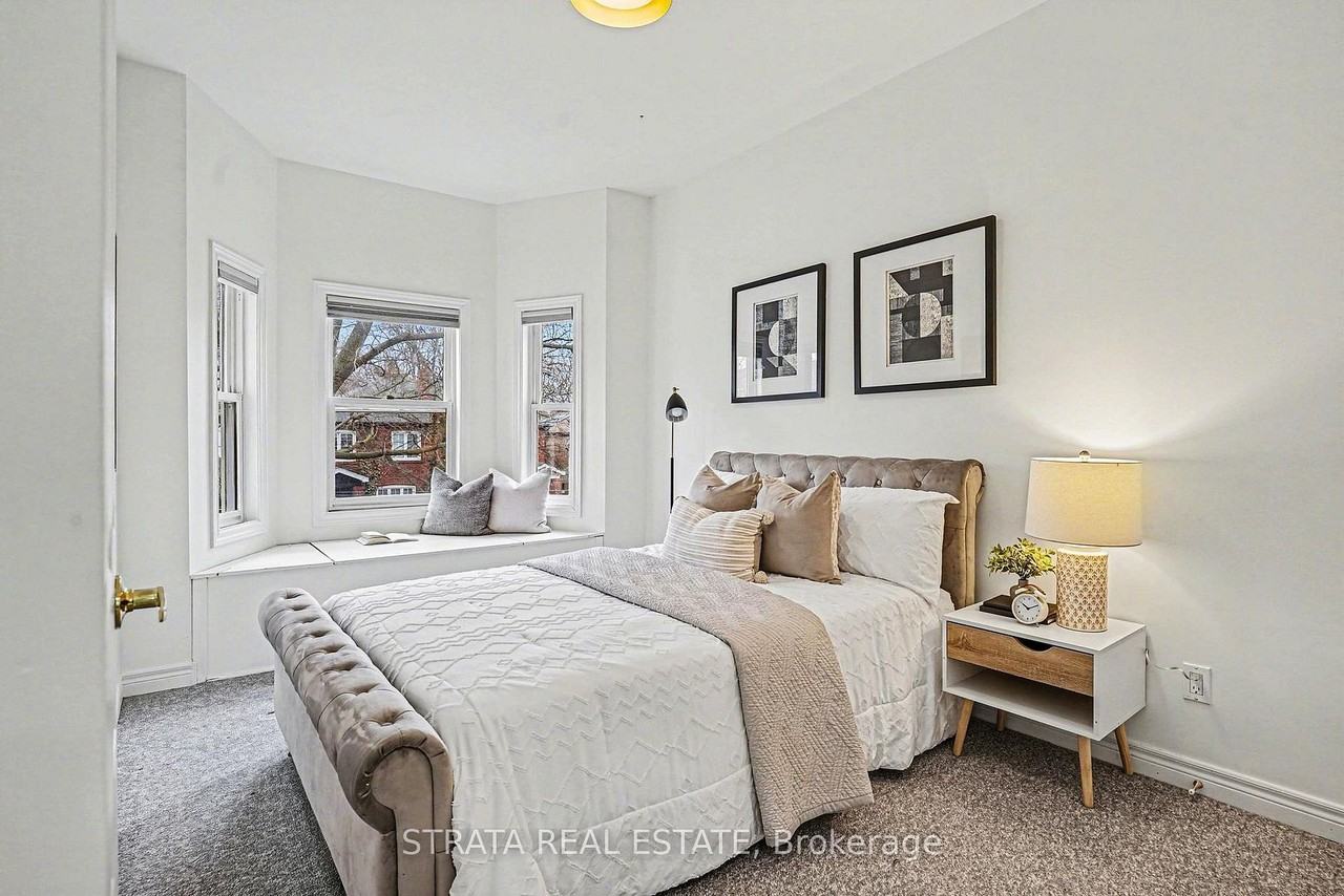 423 Manor Road East - Photo 22