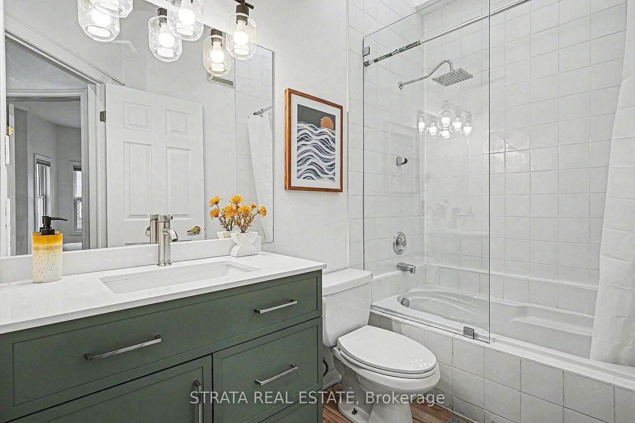 423 Manor Road East - Photo 25