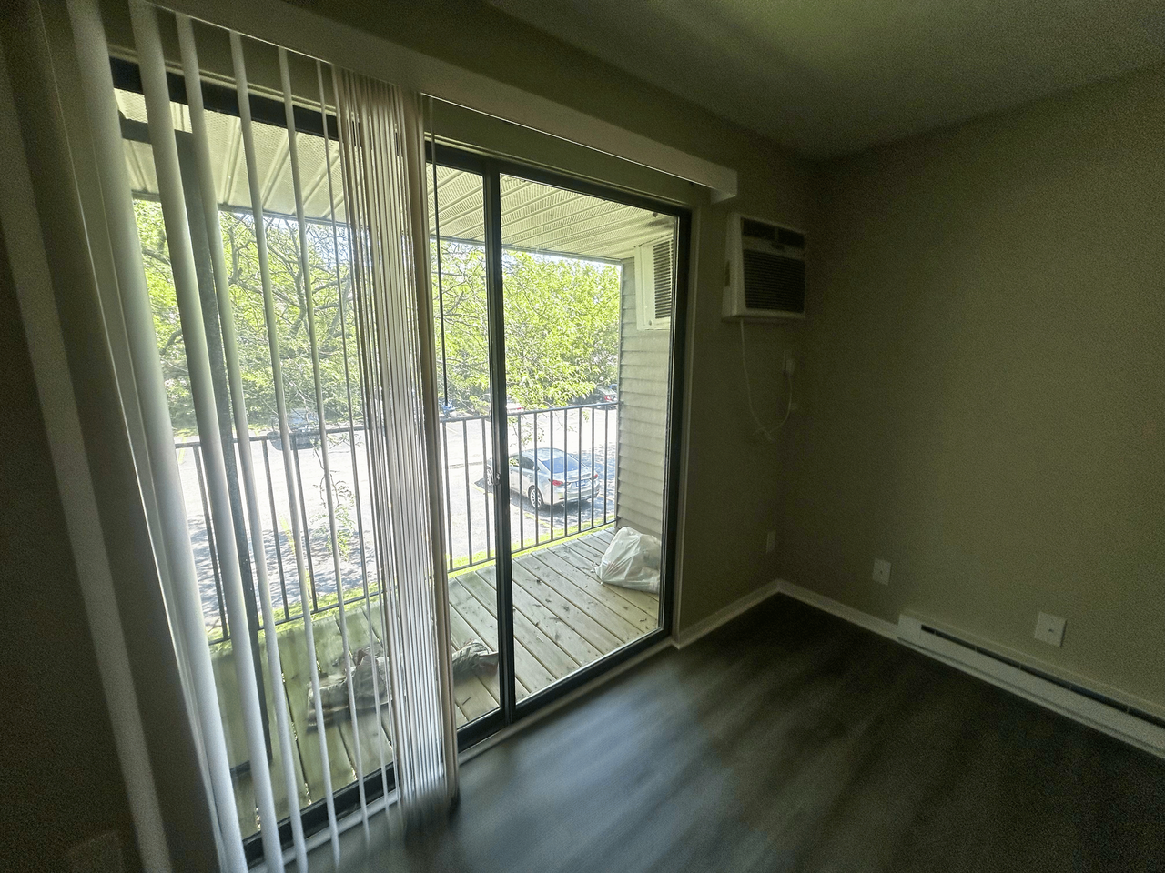 Willow Knolls Apartments - Photo 3 of 20