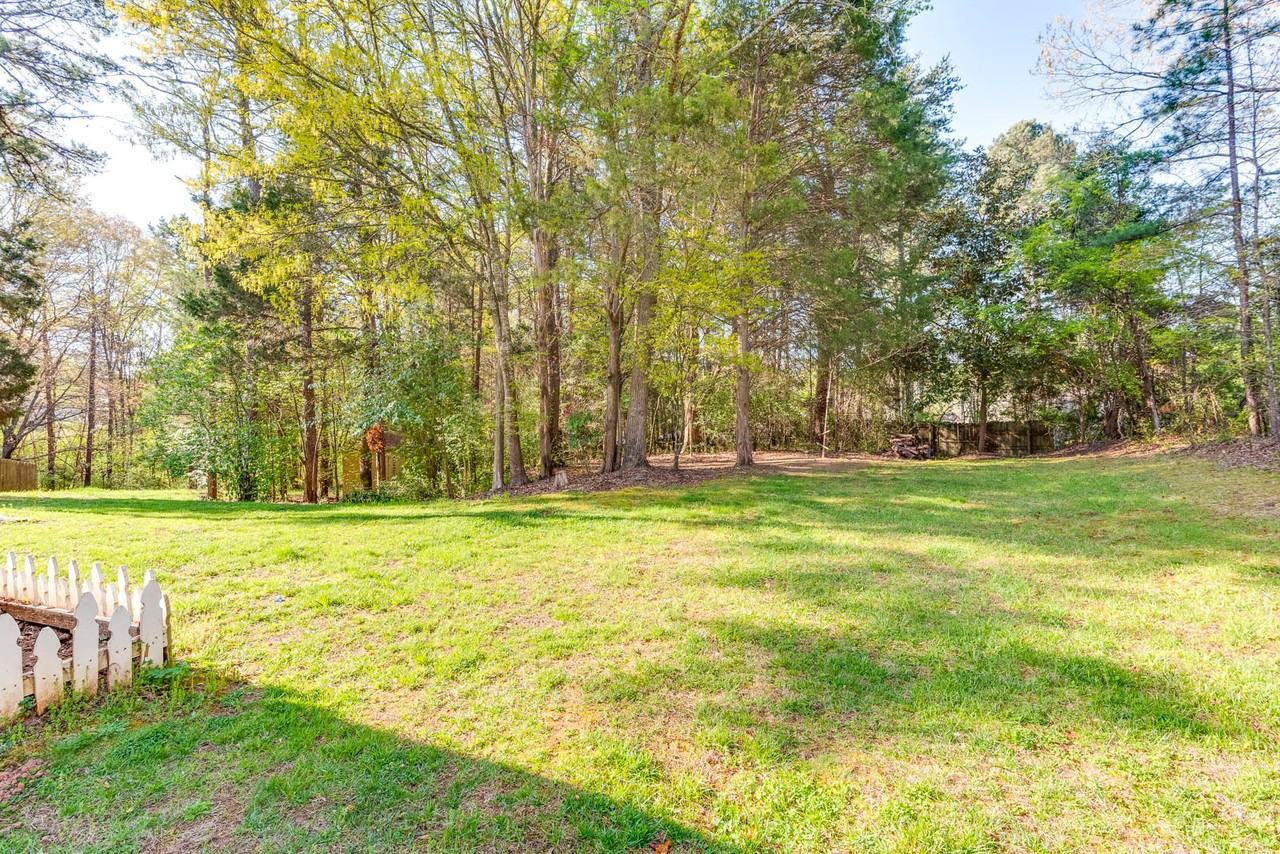 13818 Faversham Ct - Photo 6 of 23