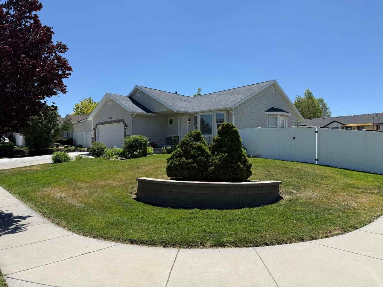 13878 S Shaggy Peak Dr - Photo 2 of 27