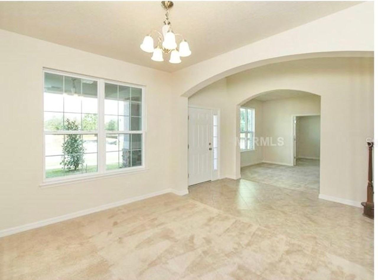 2103 Candlenut Cir - Photo 4 of 27