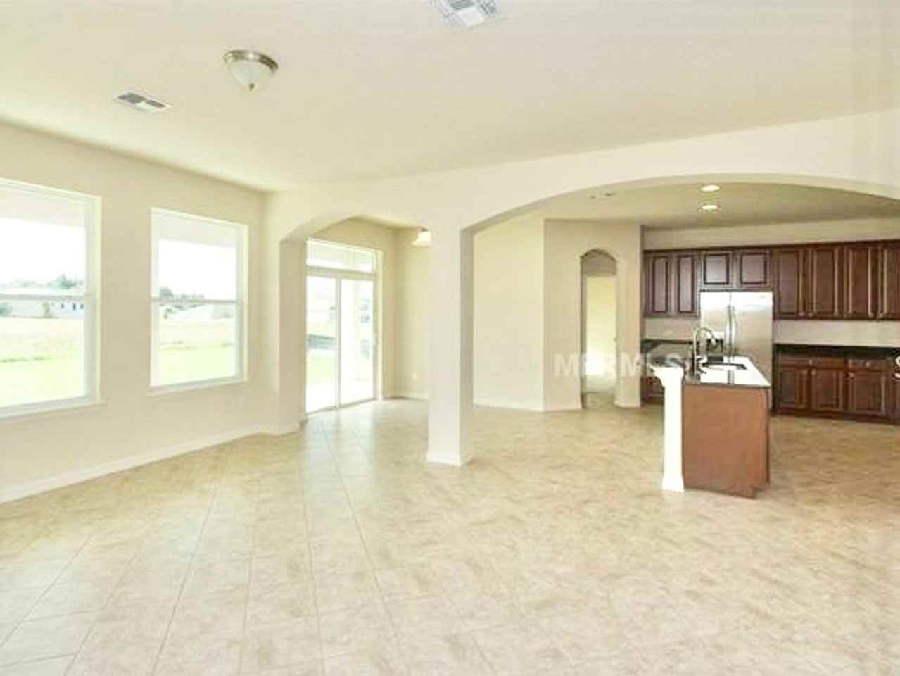 2103 Candlenut Cir - Photo 7 of 27