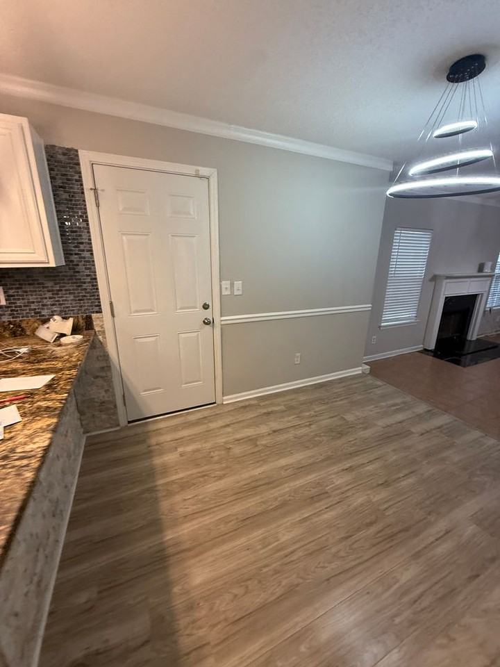 1439 Alice Ave - Photo 5 of 14