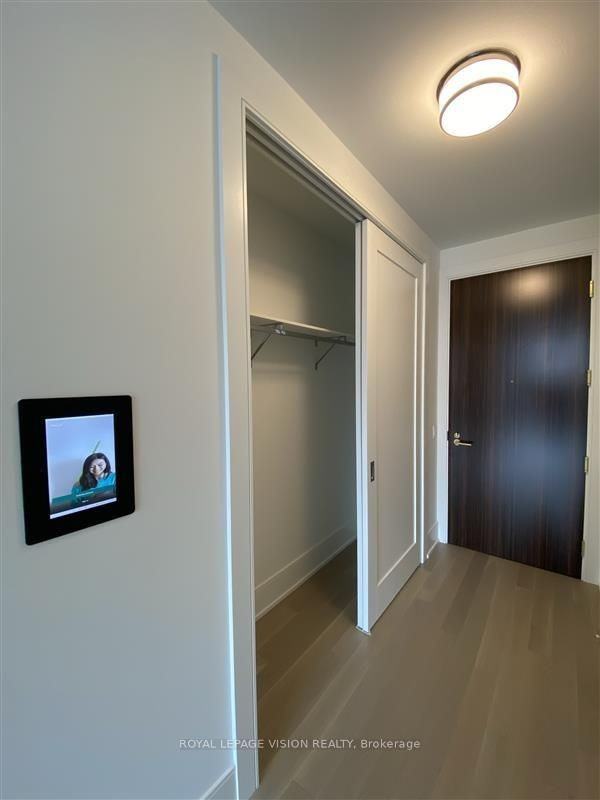 455 Wellington Street West - Photo 12