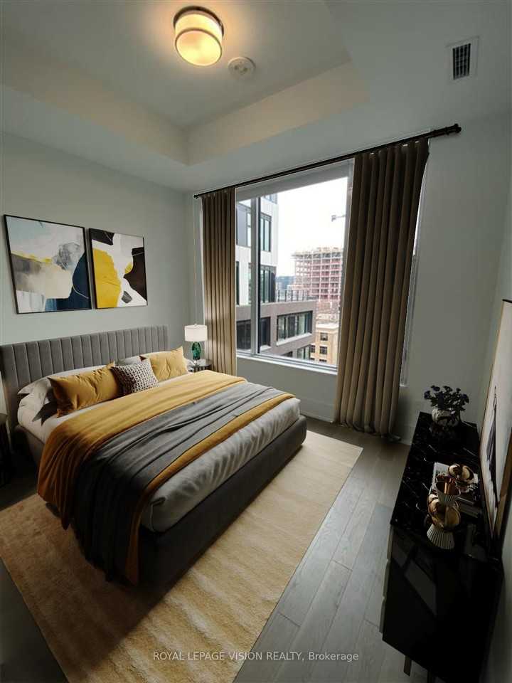 455 Wellington Street West - Photo 8