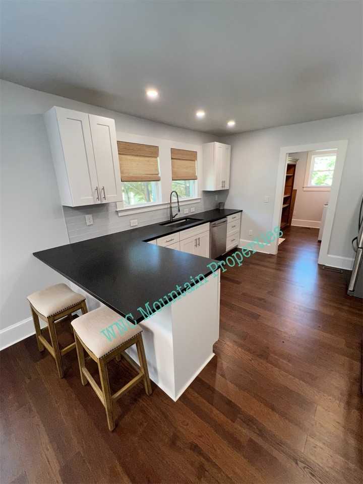 15 Mountain View Ave - Photo 2 of 14