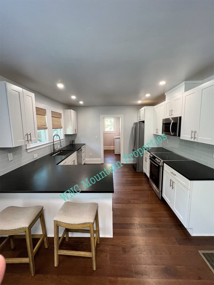 15 Mountain View Ave - Photo 3 of 14