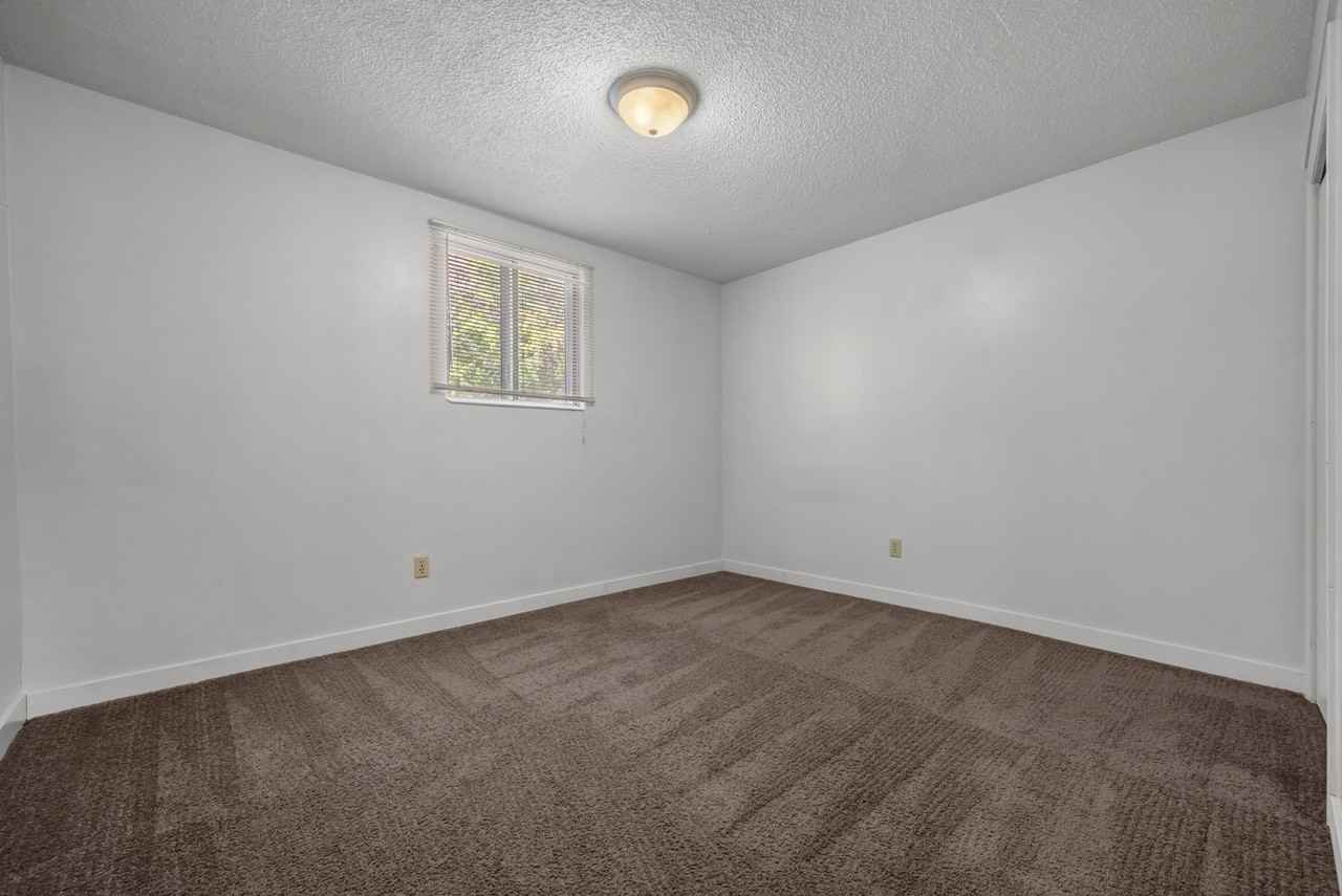 455 Eastnorth - Photo 2 of 26