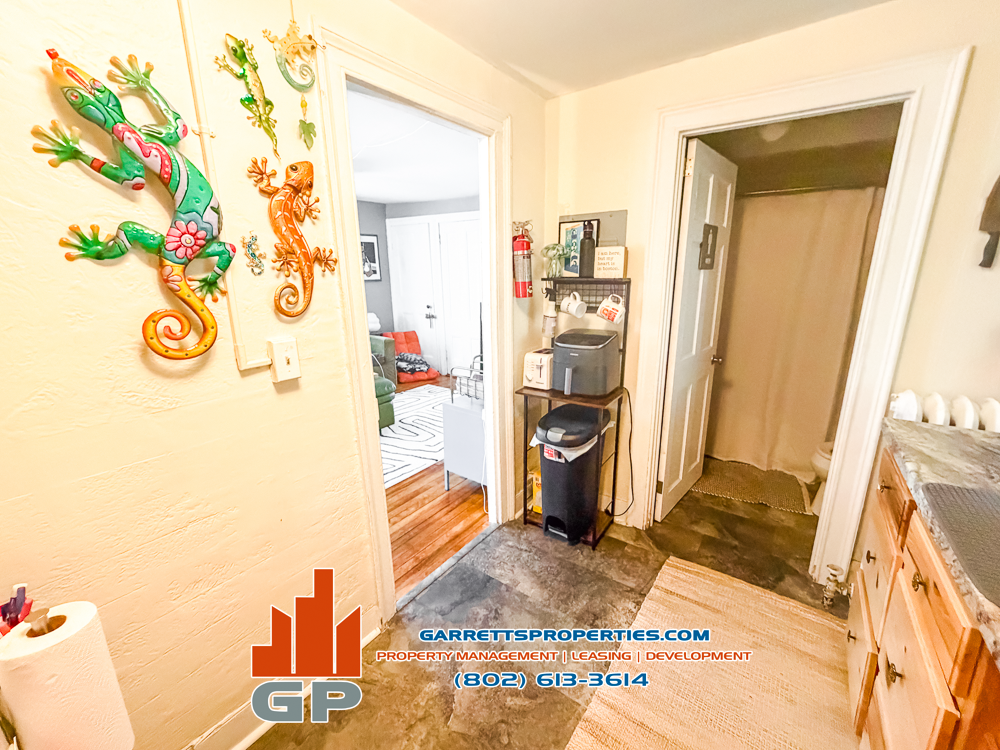 222 Maple St #2 - Photo 7 of 9