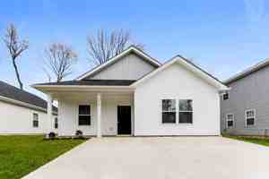 featured image of 812 Cantwell St