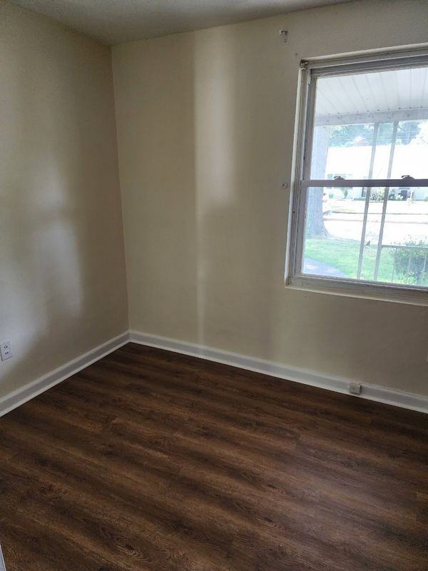 3556 Riverside Dr - Photo 6 of 11