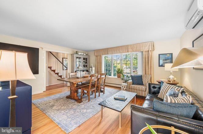 13 Lopatcong Dr - Photo 2 of 19