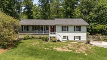 featured image of 2795 Bentwood Dr