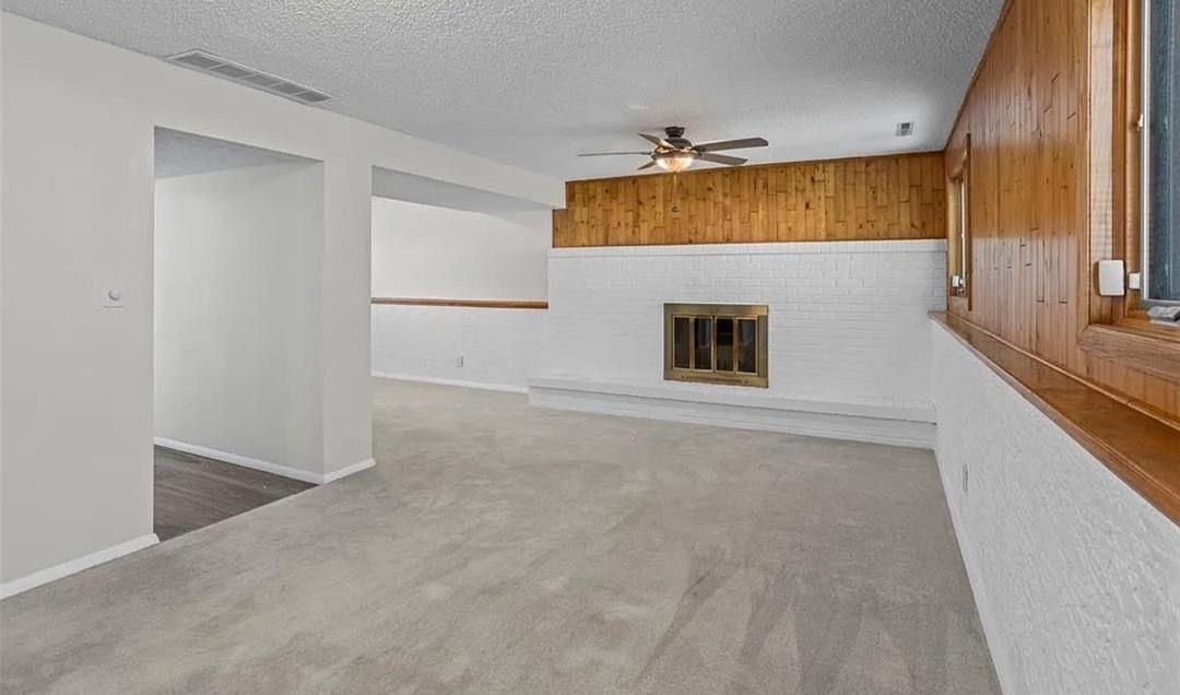 5888 Eldora Dr - Photo 7 of 8