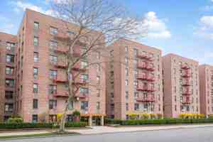 featured image of 2400 E 3rd St ##526