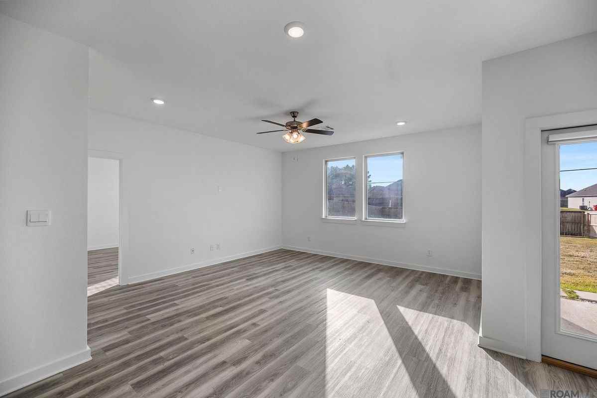 12856 Silverbell Ave - Photo 5 of 22