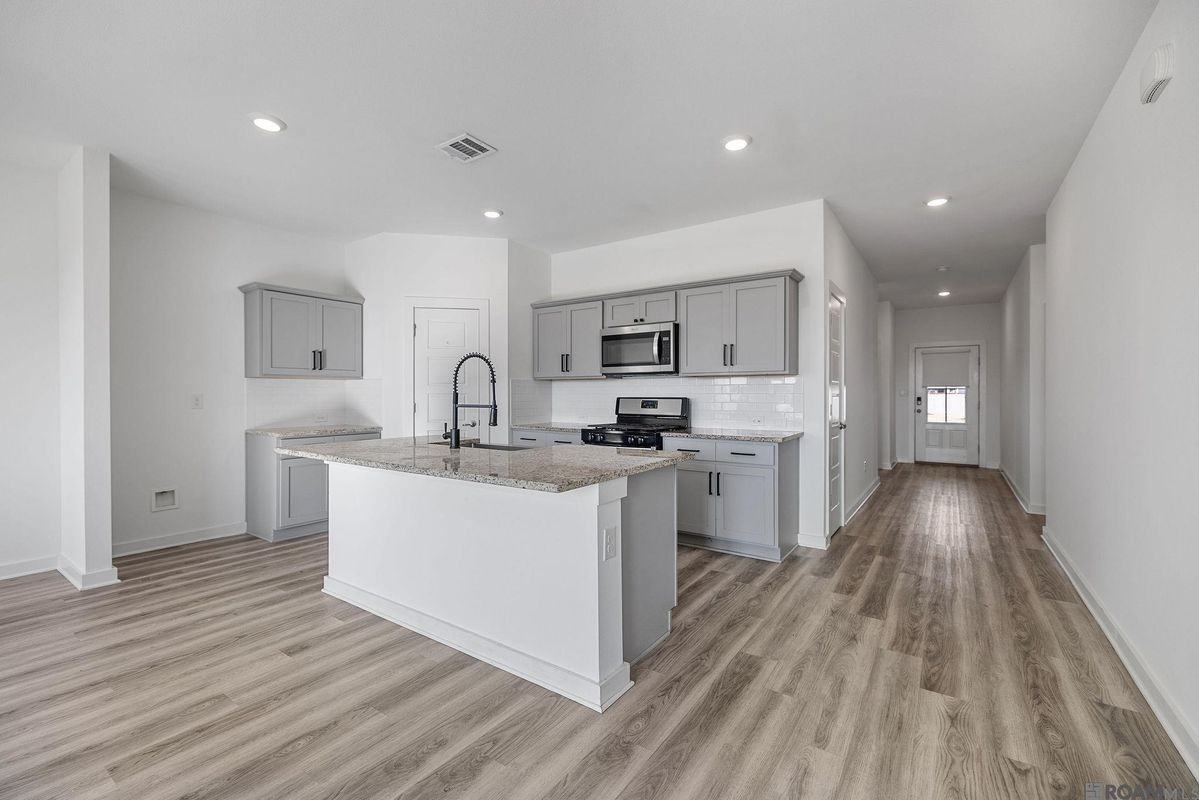 12856 Silverbell Ave - Photo 7 of 22