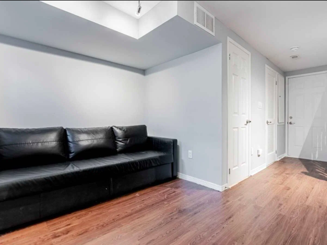 99 The Queensway - Photo 5 of 14
