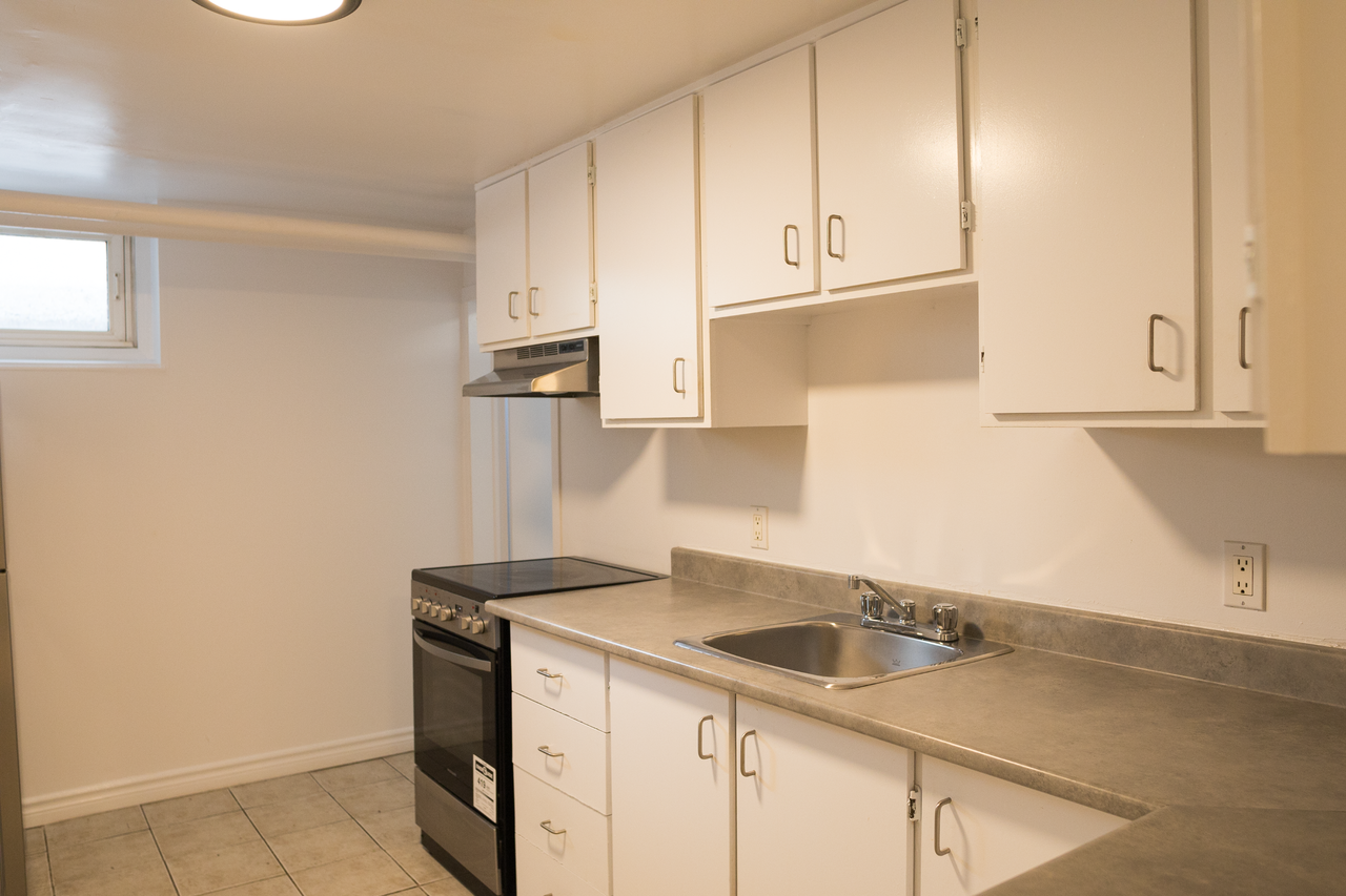 233 Nepean - Photo 7 of 16