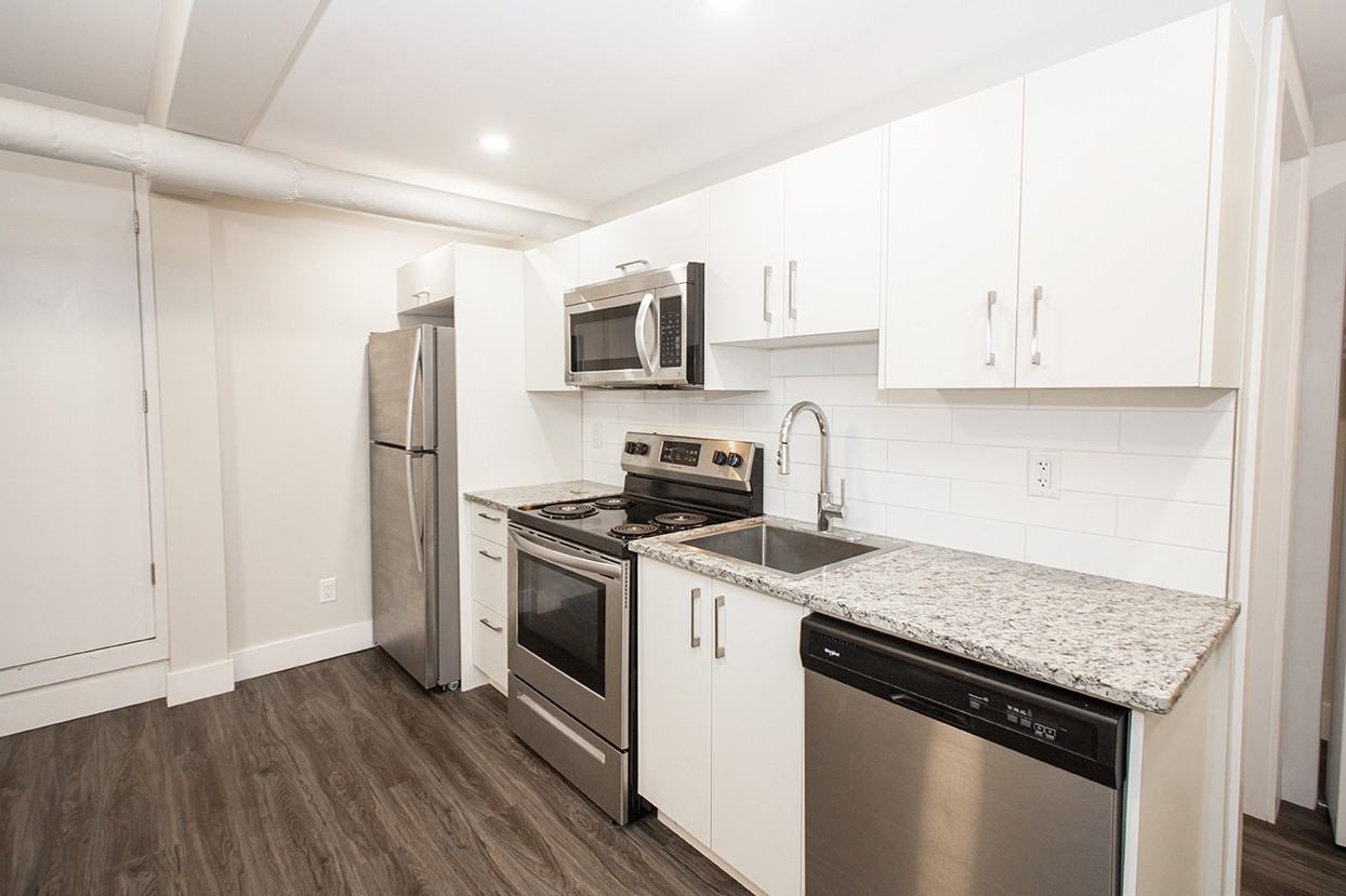 812 Wolseley Avenue - Photo 2 of 14