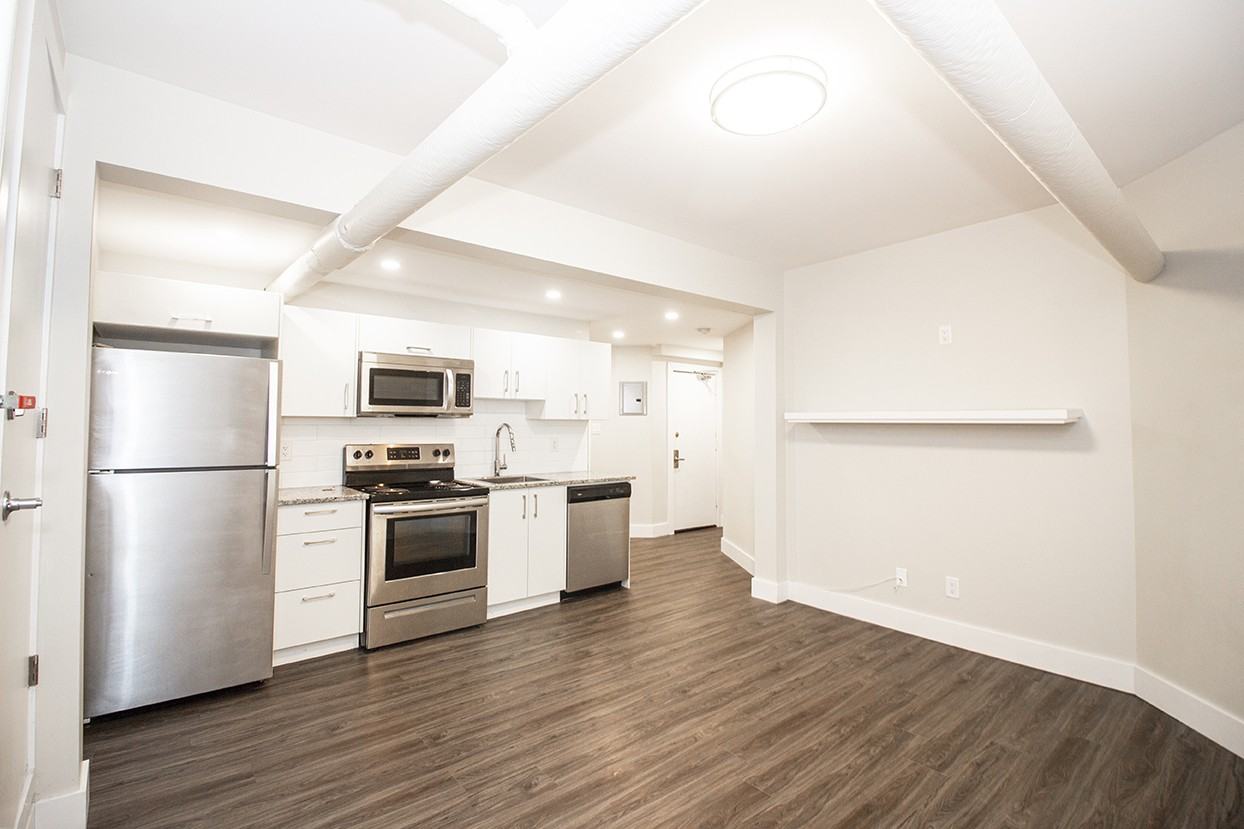 812 Wolseley Avenue - Photo 4 of 14