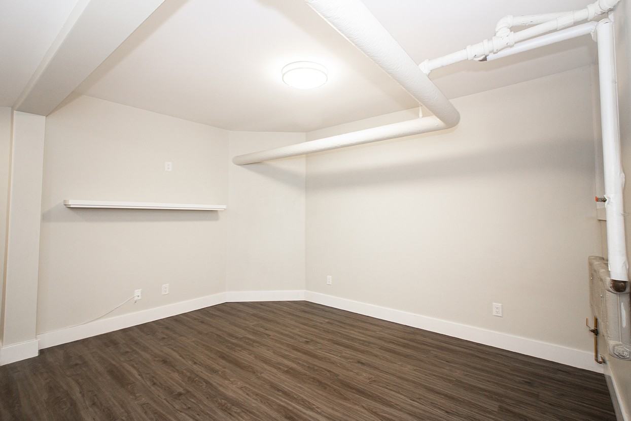 812 Wolseley Avenue - Photo 7 of 14