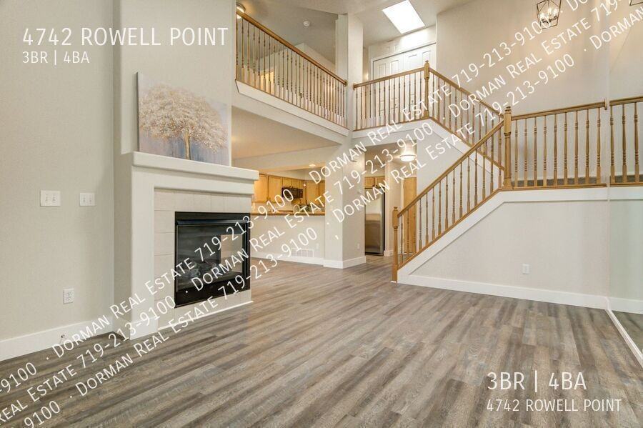4742 Rowell Pt - Photo 4 of 29