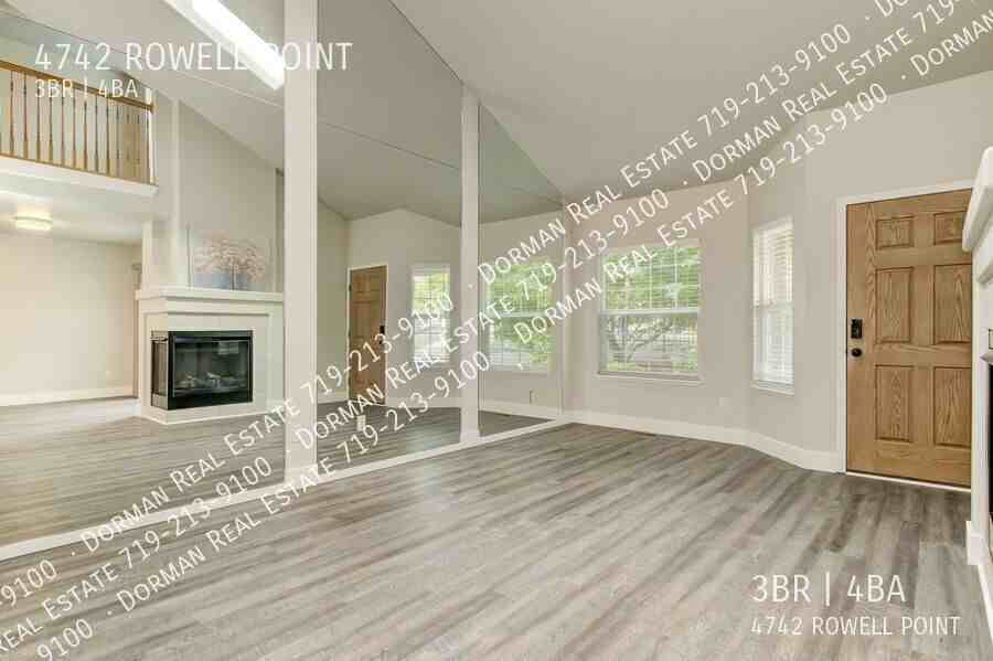 4742 Rowell Pt - Photo 6 of 29