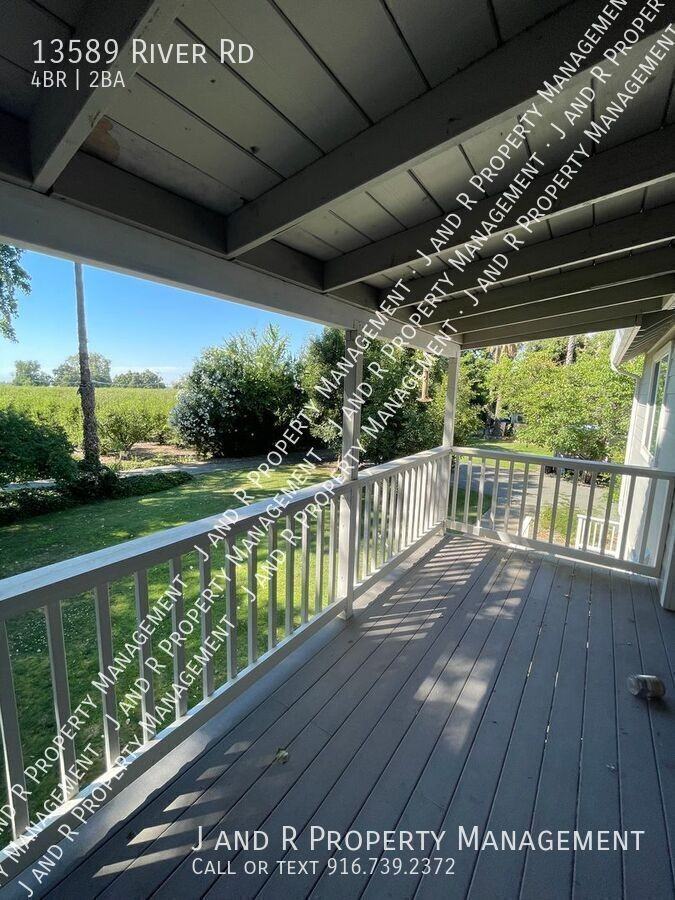 13589 River Rd - Photo 3 of 16
