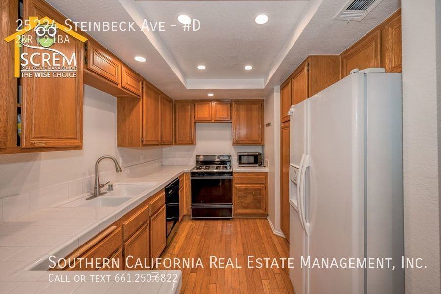 25224 Steinbeck Ave #D - Photo 7 of 23