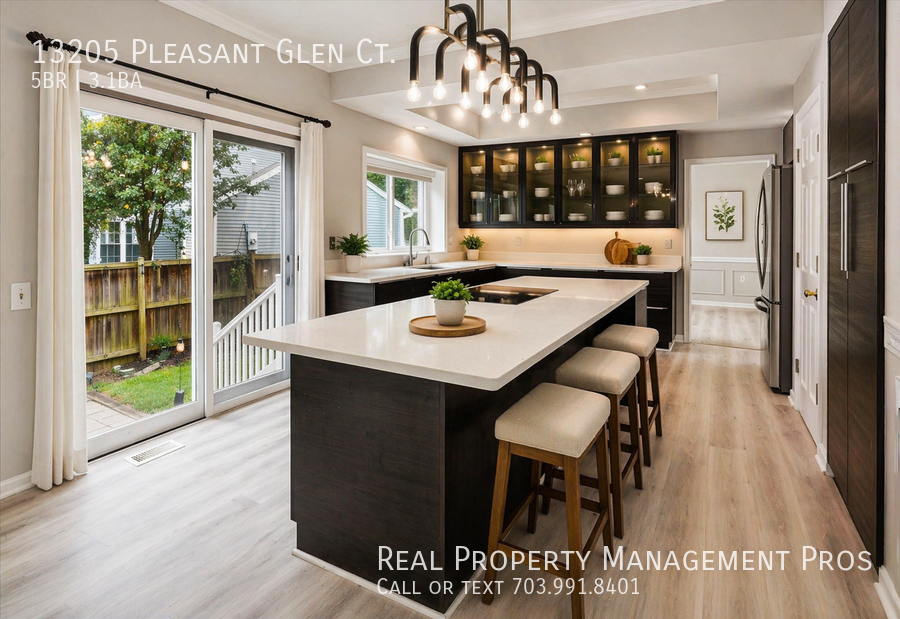 13205 Pleasant Glen Ct - Photo 3 of 27