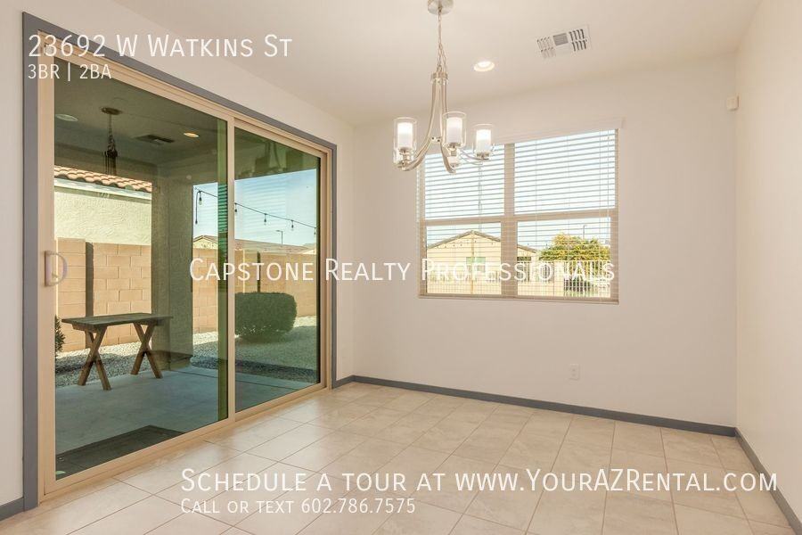 23692 W Watkins St - Photo 5 of 21
