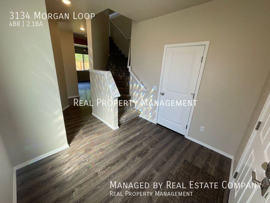 3134 Morgan Loop - Photo 4 of 24